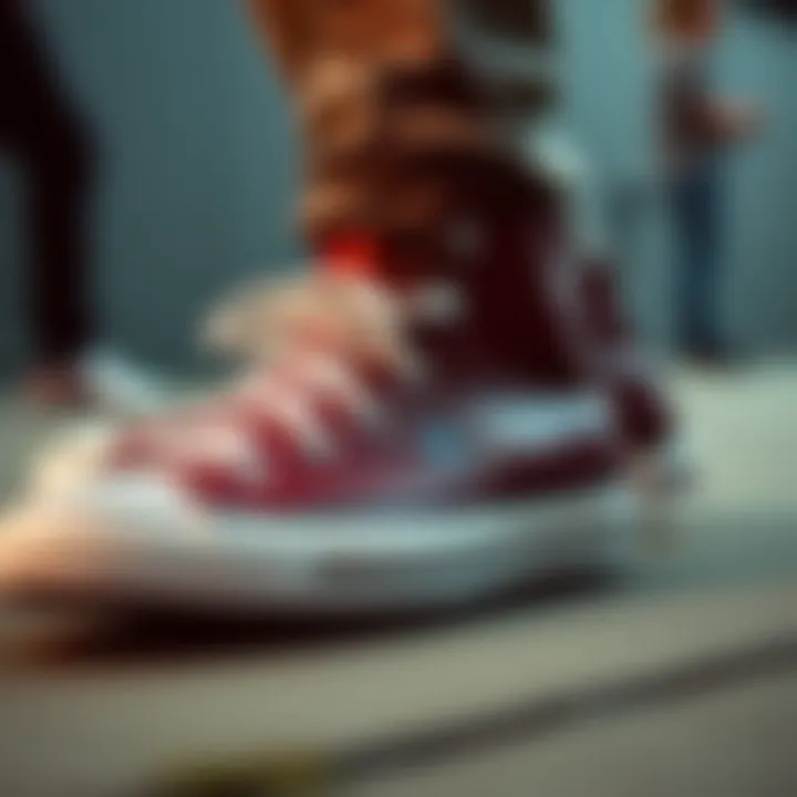 Versatile design of Converse Mid Tops Leather