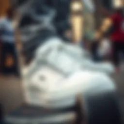 The Role and Impact of White Leather Skate Shoes in Skateboarding Culture Introduction